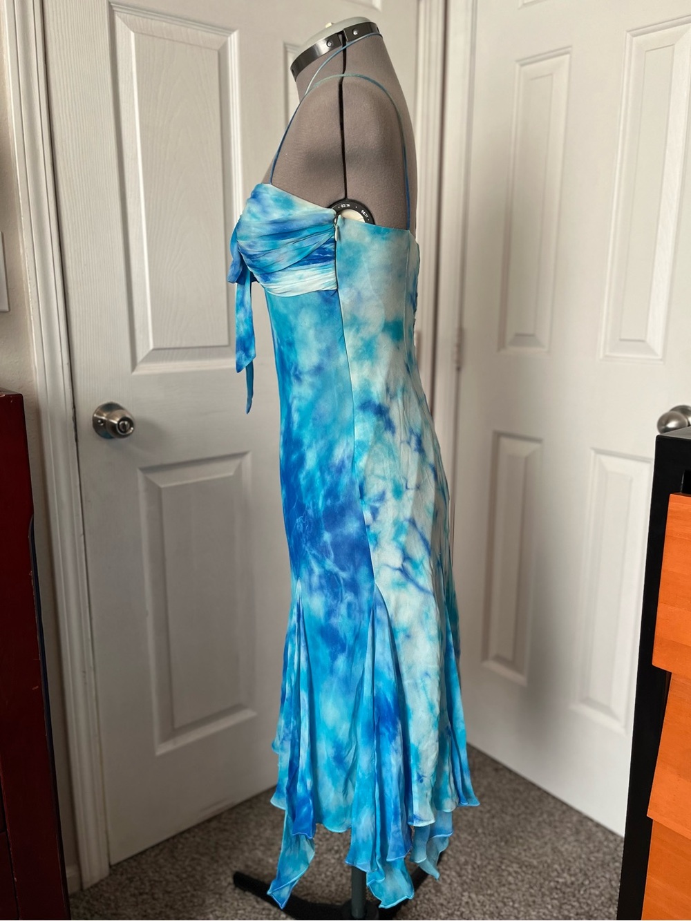 Cache 100% Silk Tie Dye Mermaid Midi Dress, Aqua Blue, Size 6 - Picture 2 of 9